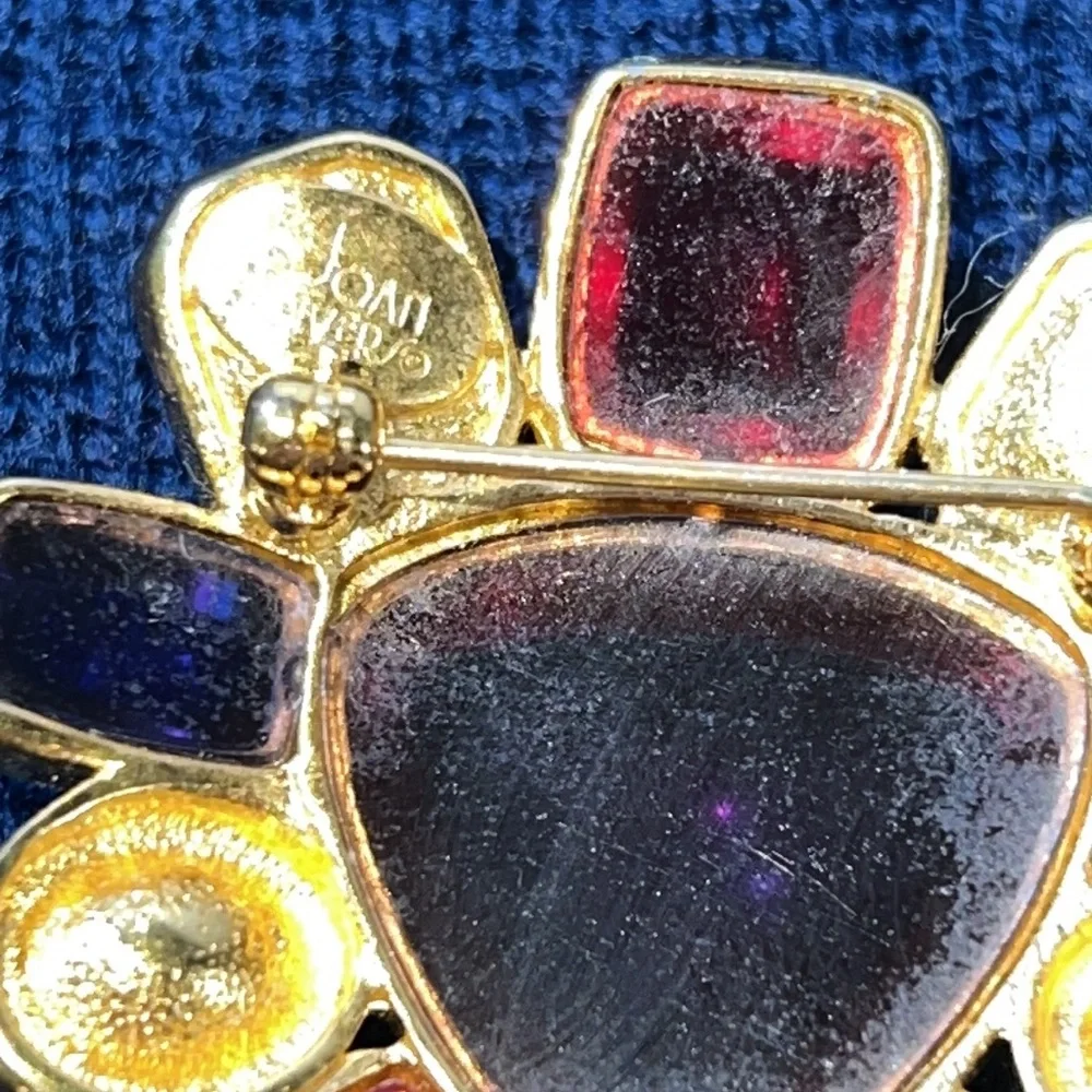 Gorgeous Joan Rivers Multi Colored Gripoix Cabochon and Crystal Brooch / Pendant - Picture 5 of 7